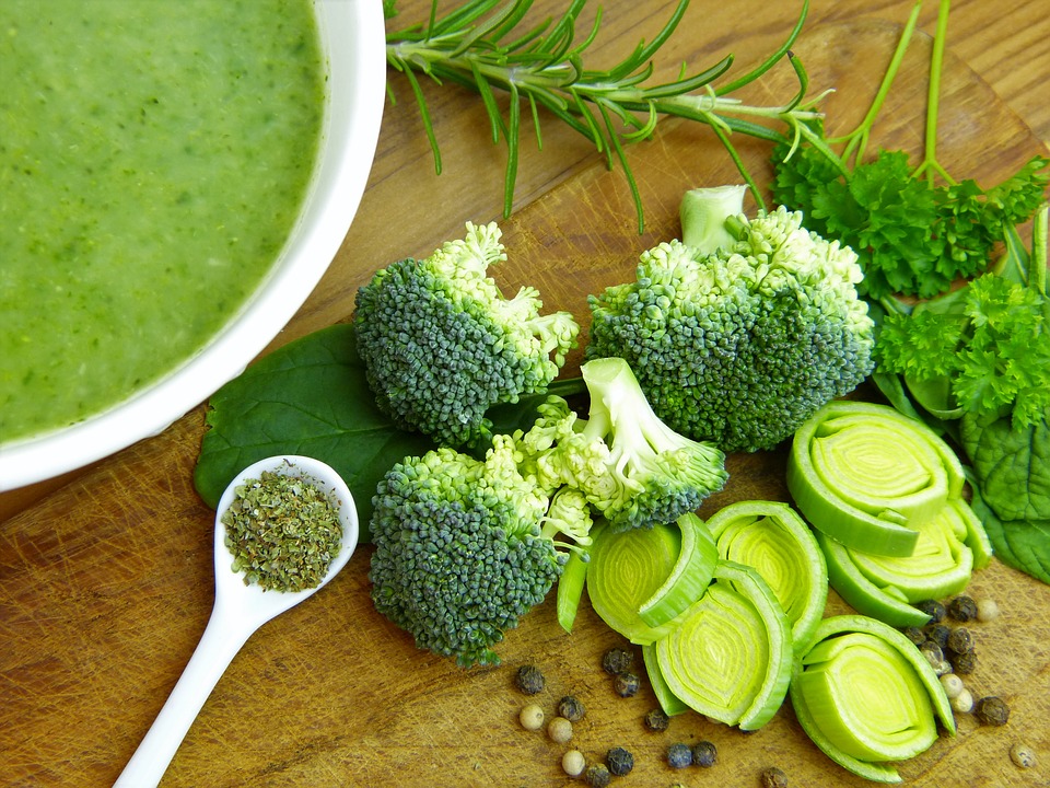 The Benefits of Blending Vegetables and Fruits in a Smoothie